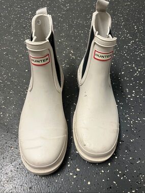 Hunter White Chelsea Rain Boots with Black Gusset